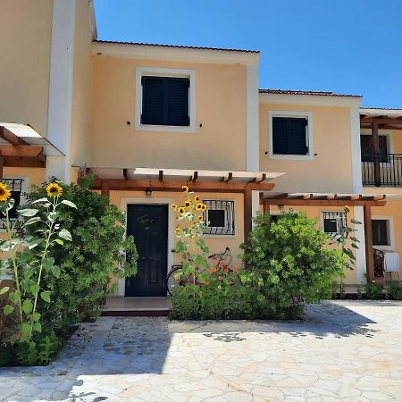 Nikos Apartments Ариллас Экстерьер фото